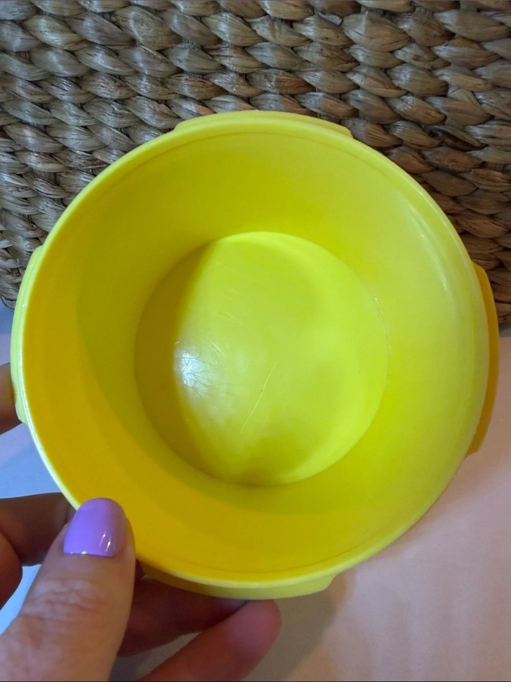 Tupperware set bright